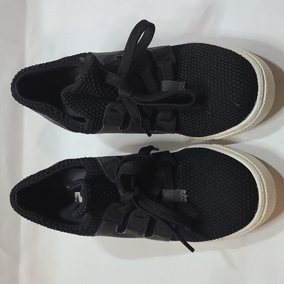 Mia Kids wedge sneaker size 13.5 - Picture 2 of 8